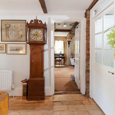 The Old House Guest House Salisbury Exterior foto